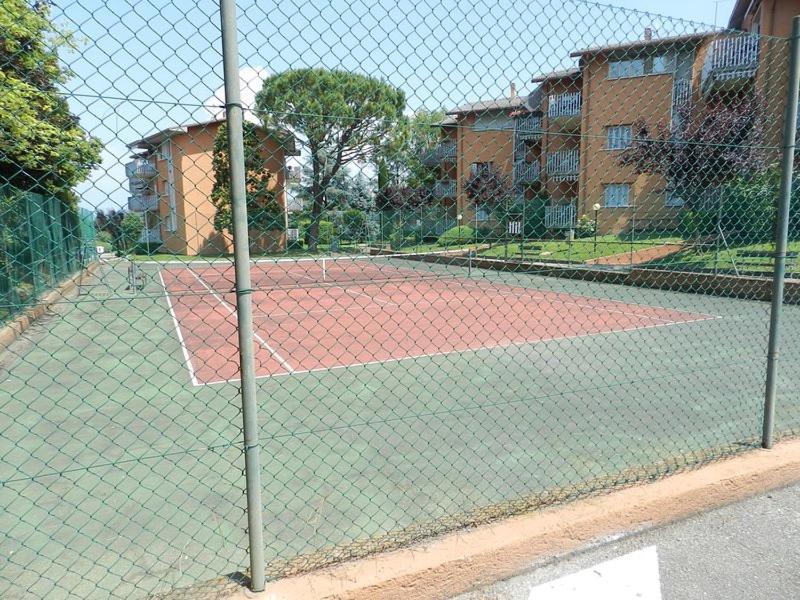 Appartamento Onda Blu Πεσκιέρα ντελ Γκάρντα Εξωτερικό φωτογραφία
